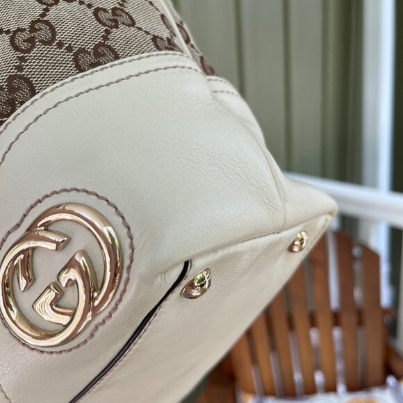 Gucci GG Canvas Shoulder Tote Bag - Authentic - Picture 9 of 17